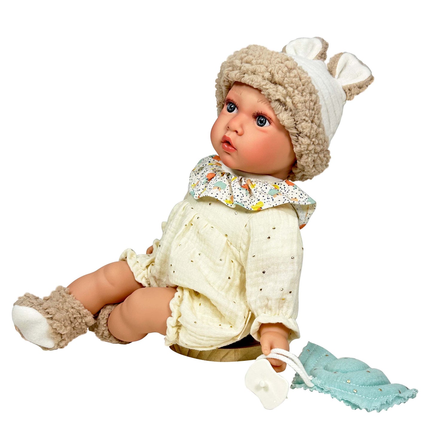 LITTLE SUSETTE CREAM DOLL