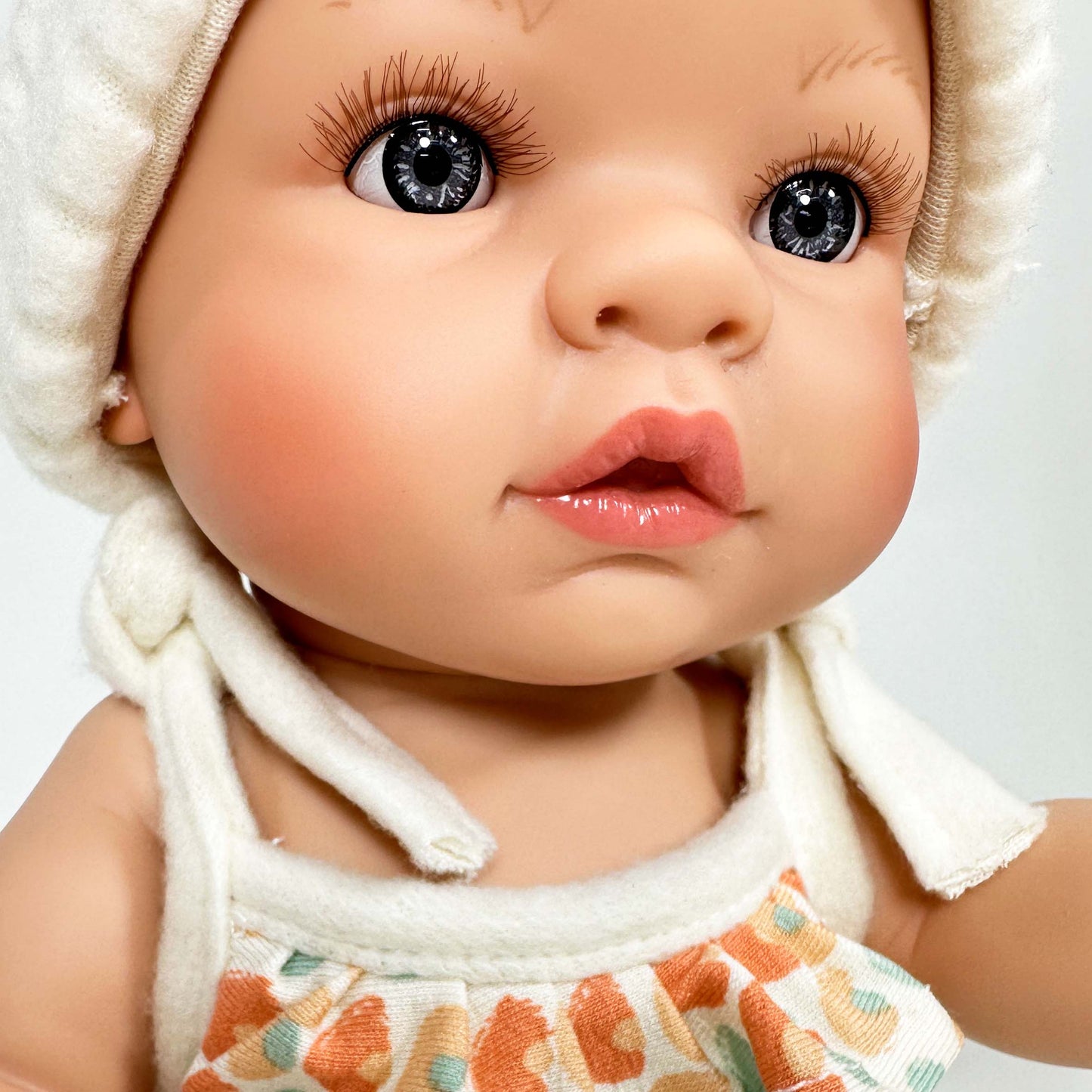 JOY COLLECTION DOLL JULIETA